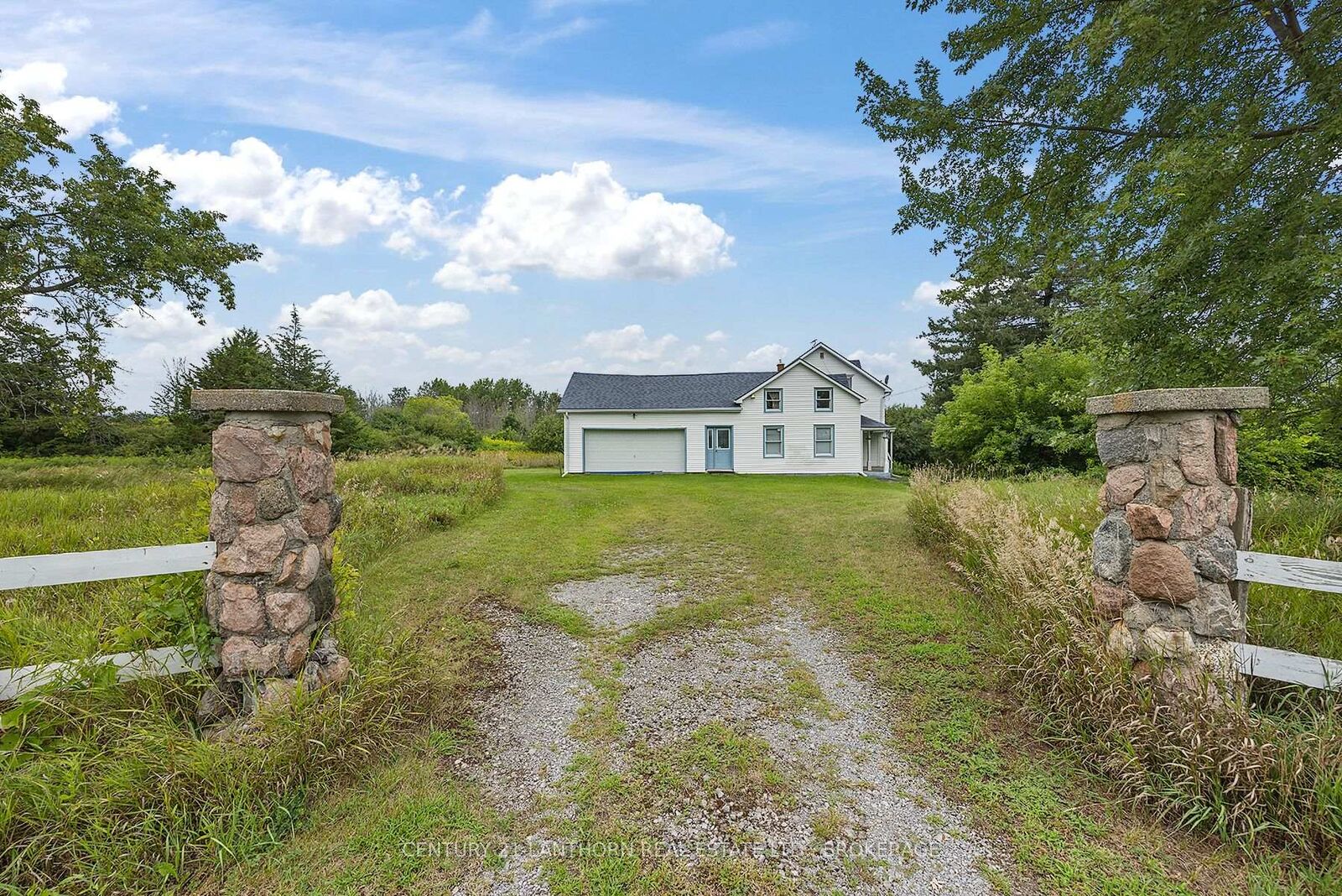 Property Photo: 38 Fitchett Road ON K7R 3K8