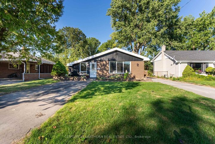 Property Photo:  94 Rollins Drive  ON K8N 4J5 