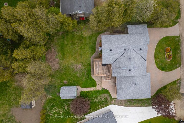 Property Photo:  128 Waterloo Street  ON N2Z 0C7 