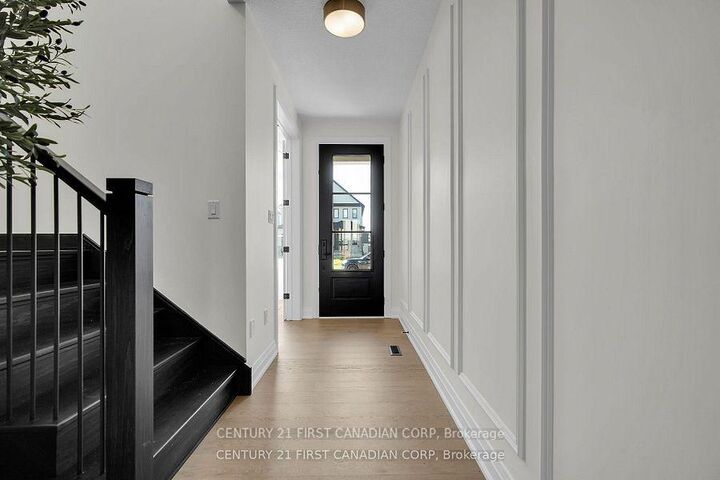 Property Photo: 1918 Fountain Grass Drive ON N6K 4P9