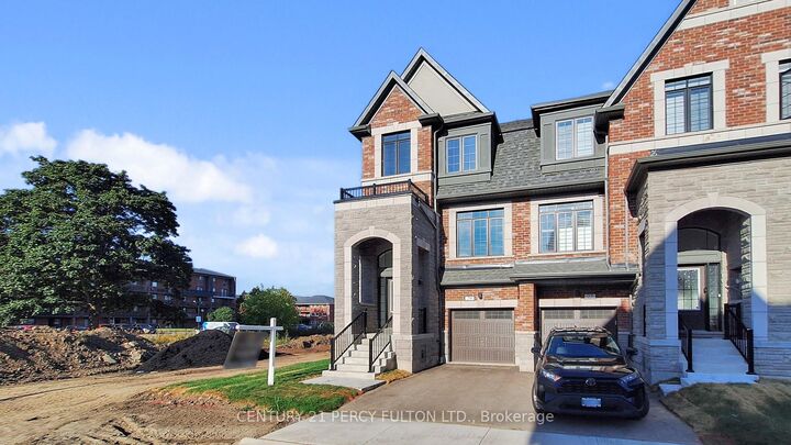 Photo de la propriété: 29 Calloway Way ON L1N 0N9