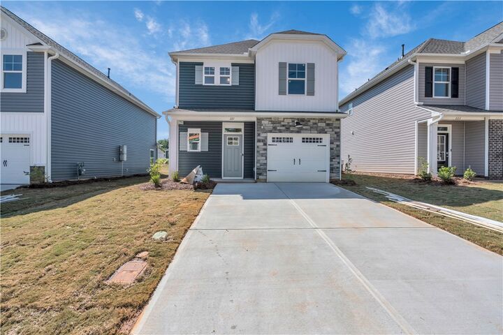 Property Photo: 221 Brown Circle SC 29642