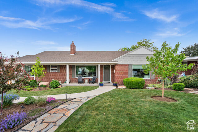 Property Photo: 1502 S 2400 E UT 84108