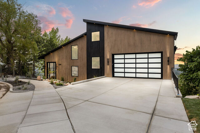 Property Photo:  2244 S Lakeline Cir  UT 84109