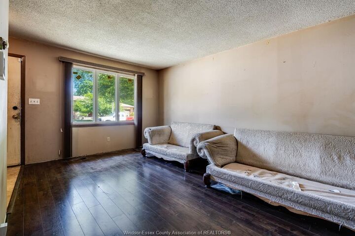 Property Photo:  3887 Bliss  ON N8W 3C4 