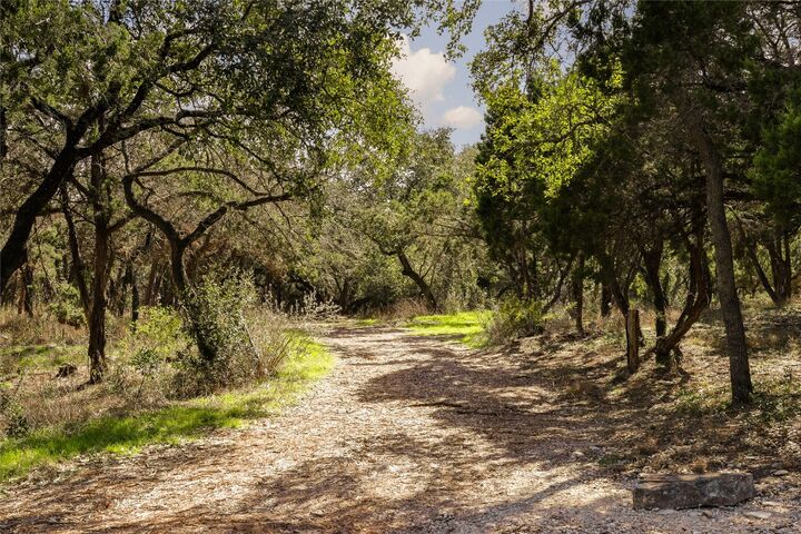 Property Photo: 201 Buckeye Trail TX 78746