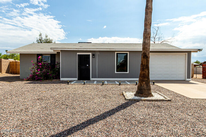Property Photo: 753 N 96th Street AZ 85207