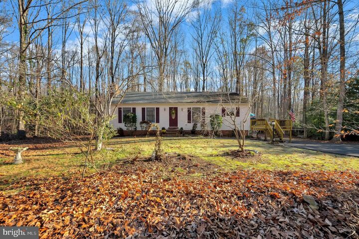 Property Photo:  18 Winslow Road  VA 22406 