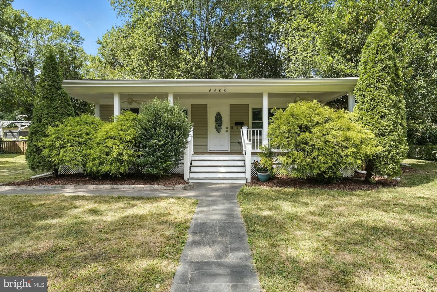 Property Photo: 6600 Berkshire Drive VA 22310