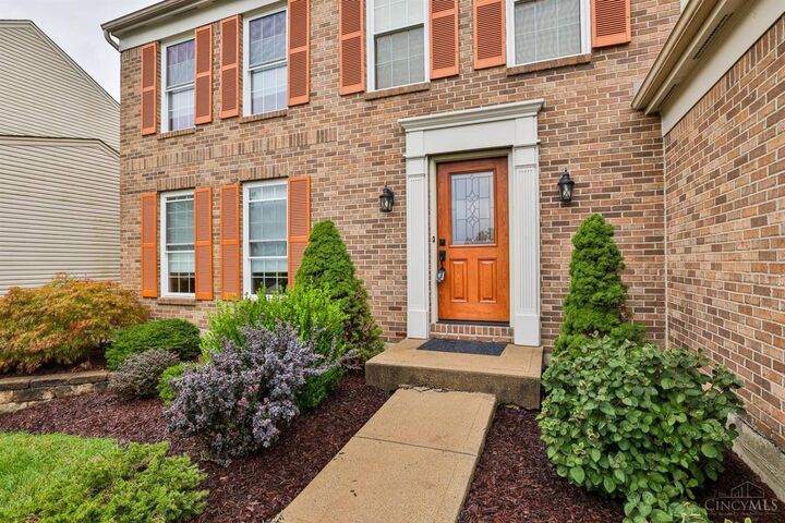 Property Photo: 4768 Kleeman Green Drive OH 45211