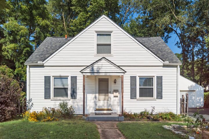 Property Photo:  1832 Arborfield Place  OH 43219 