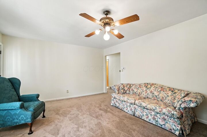 Property Photo:  1710 Calgary Drive  OH 43229 