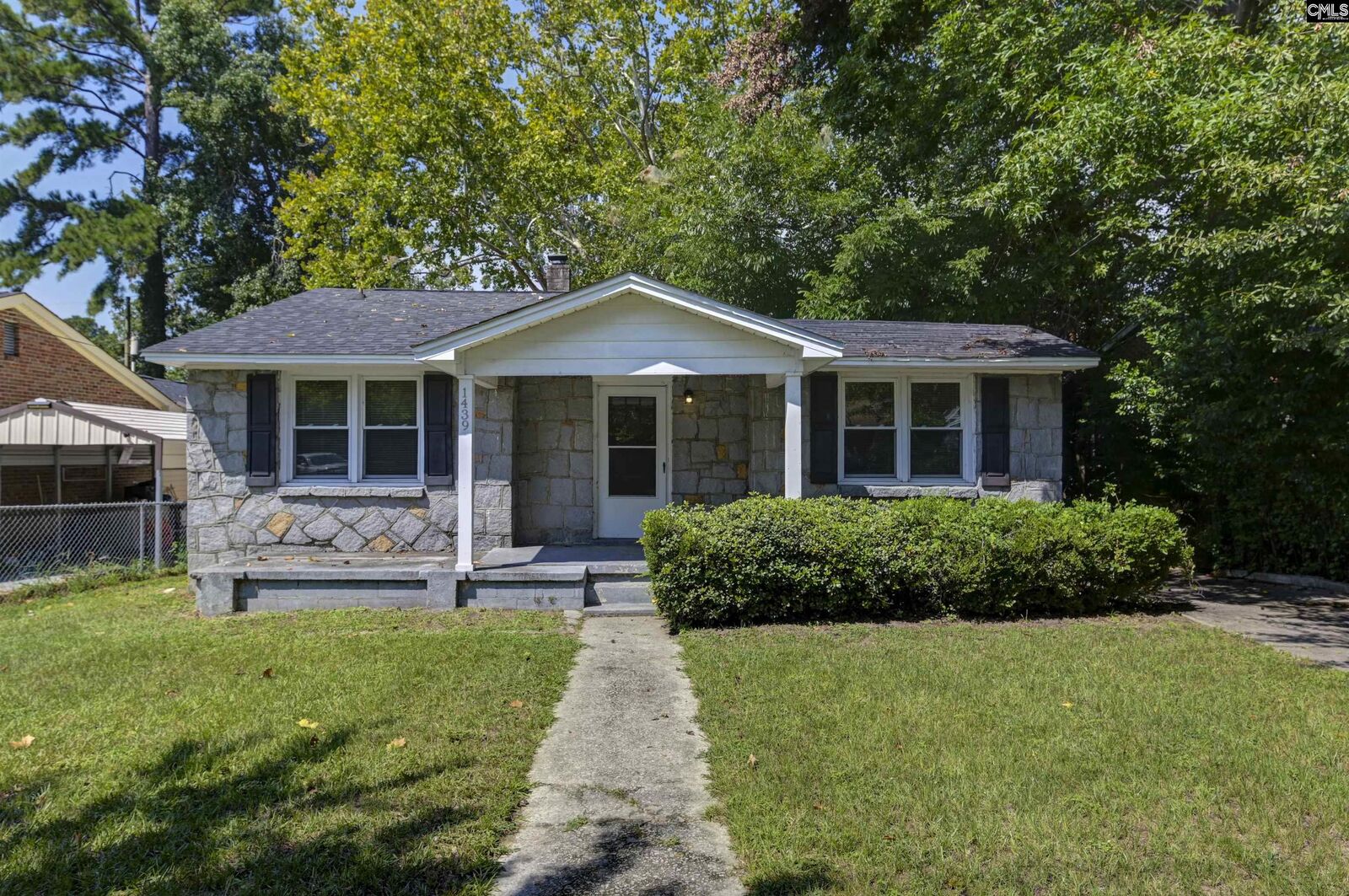 Property Photo:  1439 Dahlia  SC 29205 