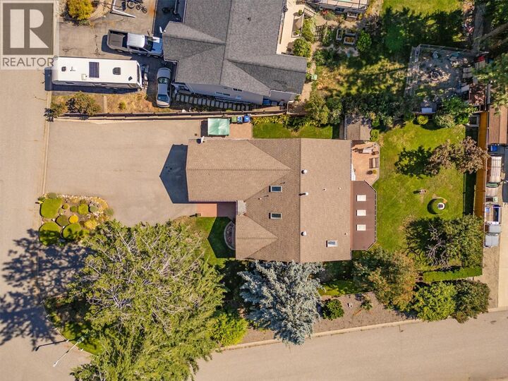 Property Photo: 2952 Sandberg Road BC V4T 1M5