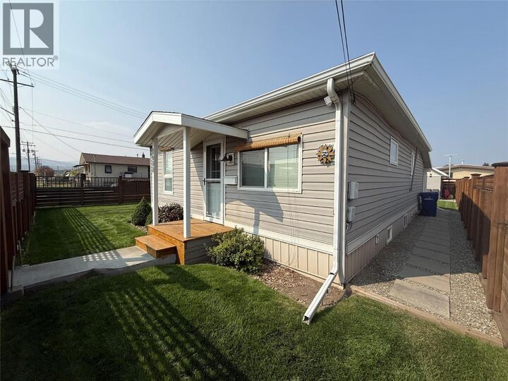 Property Photo:  1600 4th Street North  BC V1C 3L7 
