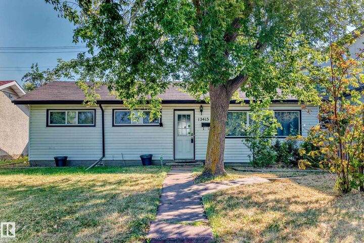 13415 109 Street NW  Edmonton AB T5E 4Y6 photo