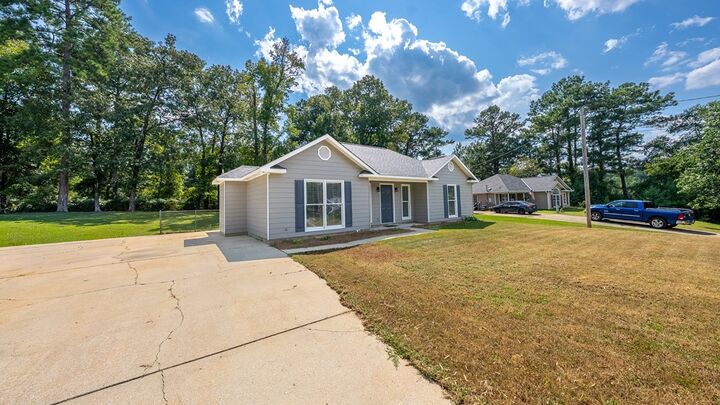 Property Photo:  259 Lee Road 2066  AL 36870