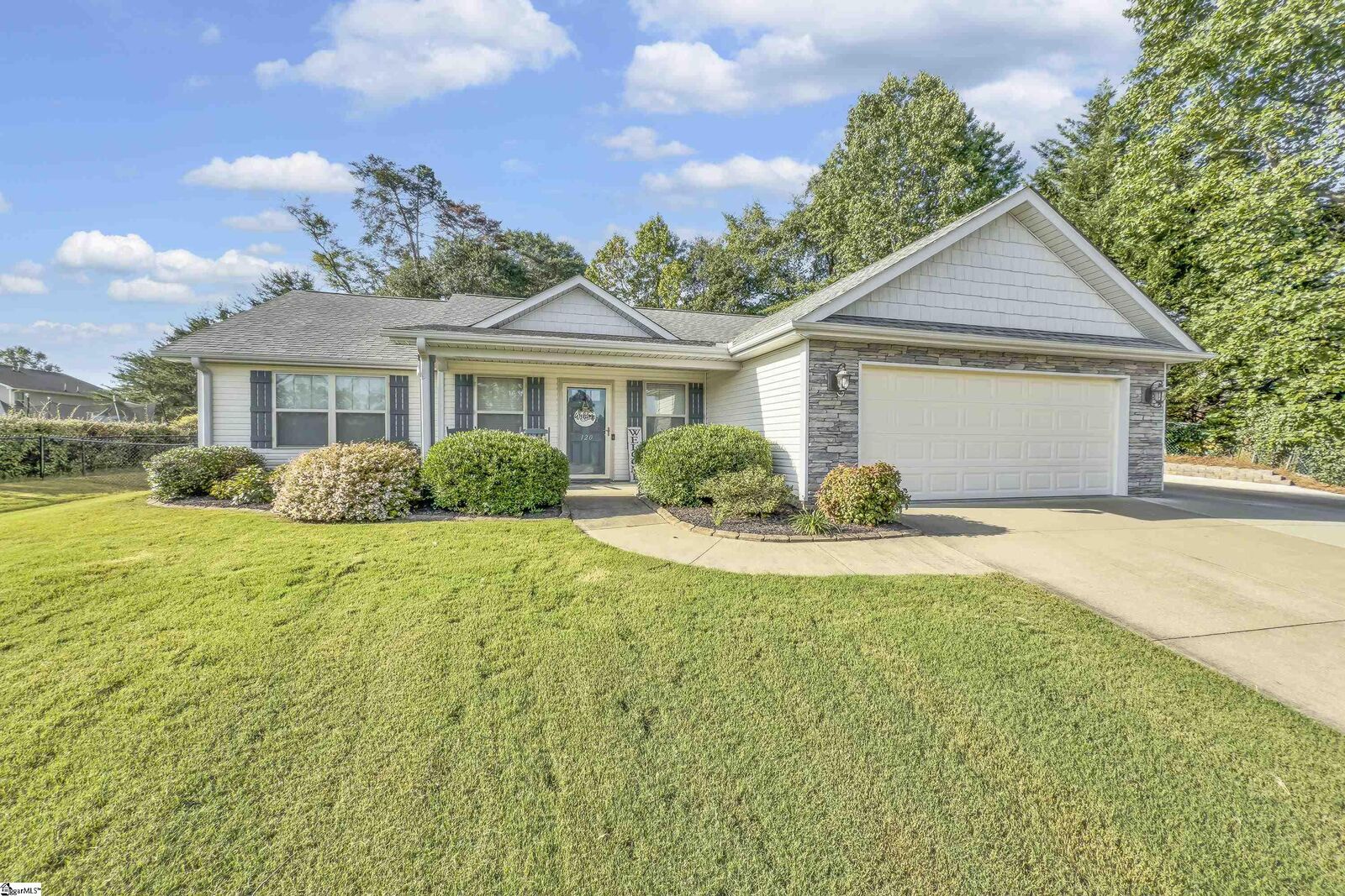 Property Photo:  120 Autumn Hill Road  SC 29651 