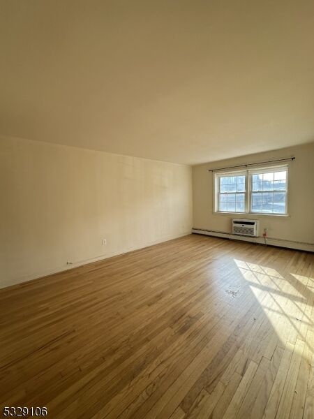Property Photo: 565 Grove E-6 NJ 07013