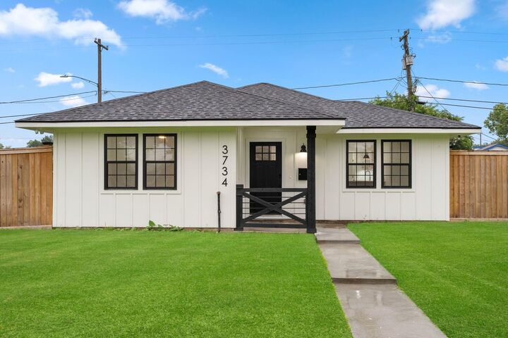 Property Photo:  3734 Florinda Street  TX 77021 