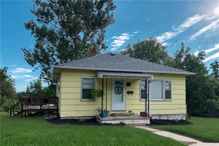 401 E Main Street  Stanberry MO 64489 photo