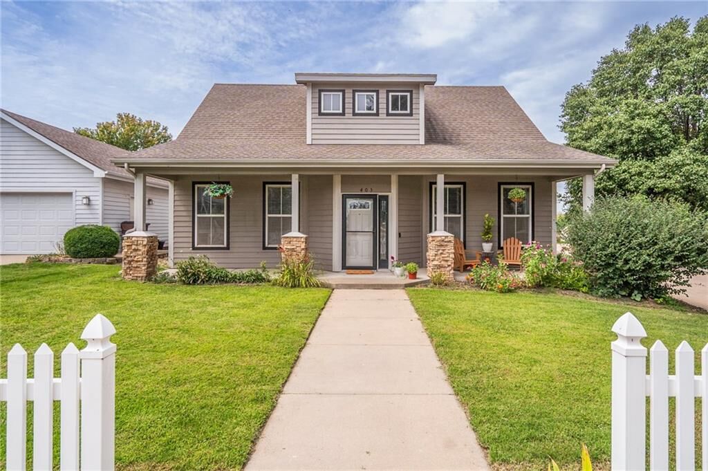 Property Photo: 403 Pasadena Drive KS 66049