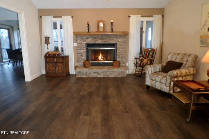 Property Photo: 21 Rolling Green Court TN 38558