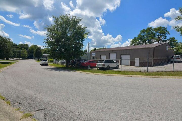 Property Photo: 112 Collision Center Drive KY 40601