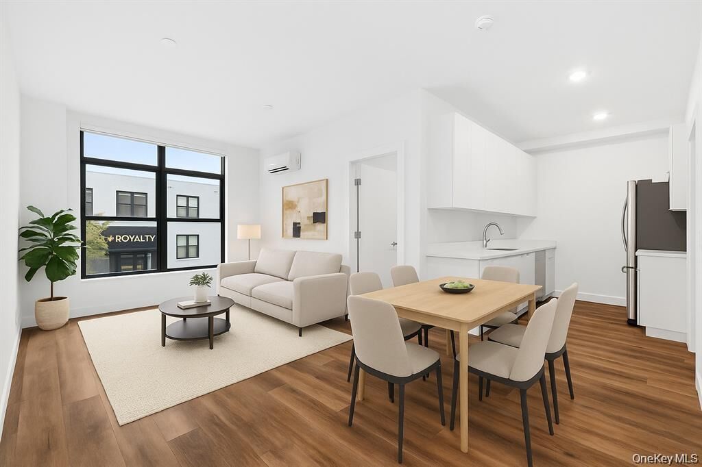 Property Photo:  199 E Post Road 403  NY 10601 