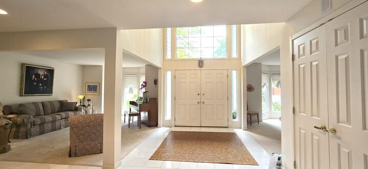 5723 Londonberrie  Midland MI 48640 photo