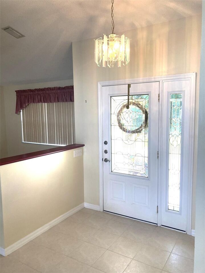 Property Photo:  16 Fenwick Lane  FL 32137 