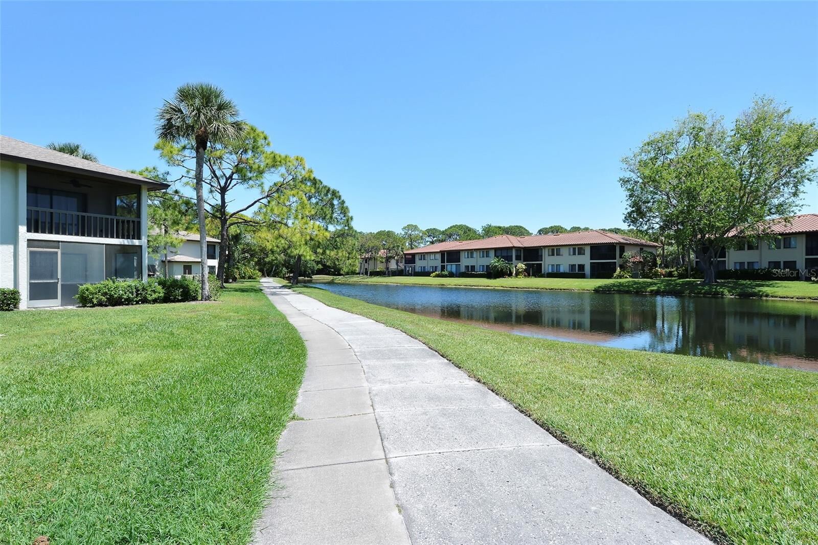 Property Photo:  5203 Willow Links 33  FL 34235 