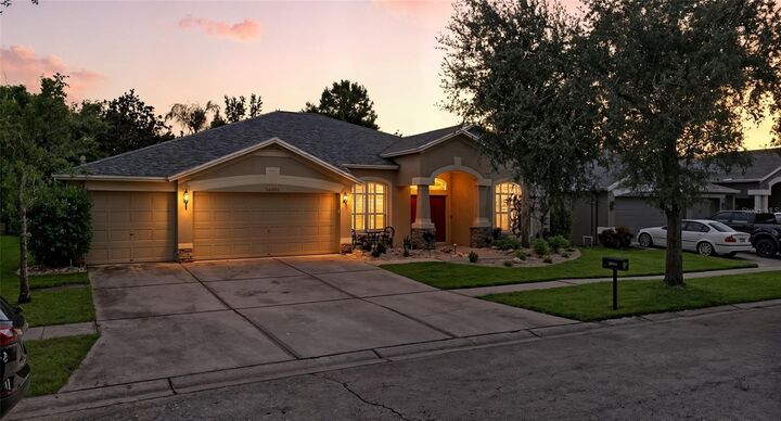 Property Photo: 16211 Bridgepark Drive FL 33547