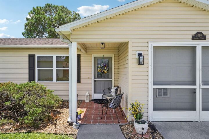 Property Photo:  1410 Sanchez Court  FL 32159