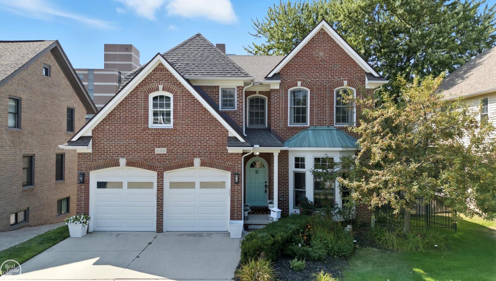 Property Photo:  339 N Alice Avenue  MI 48307