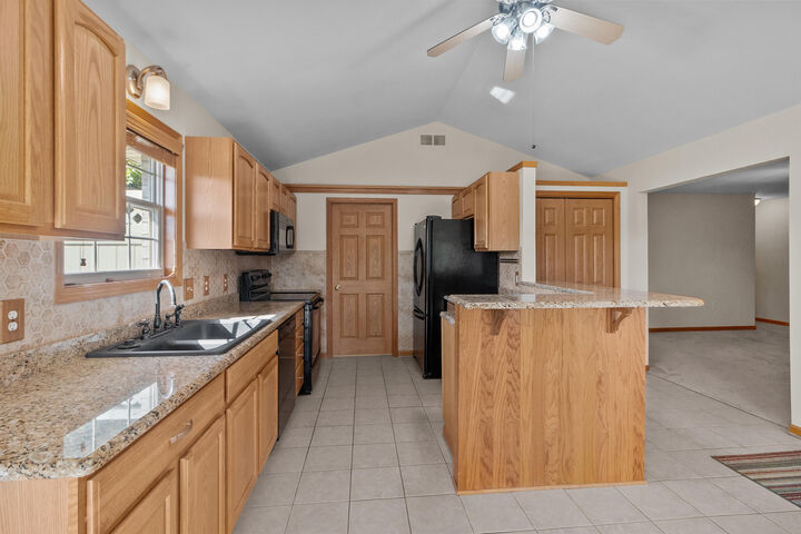 Property Photo: 807 Ryan Ln WI 53121