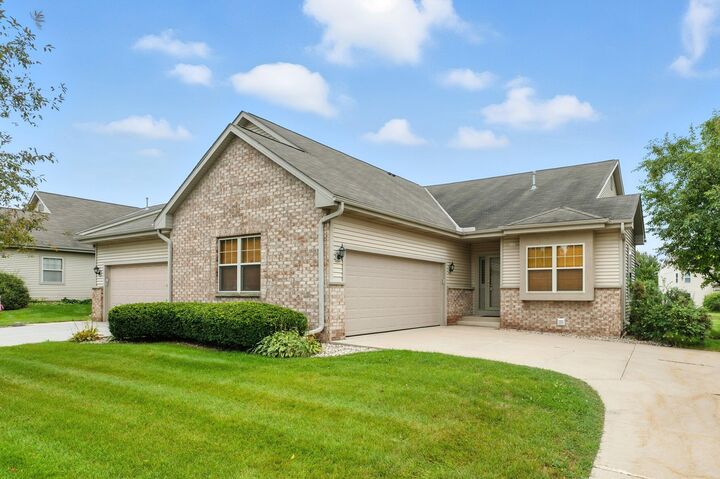 2135 Seminole St  Grafton WI 53024 photo