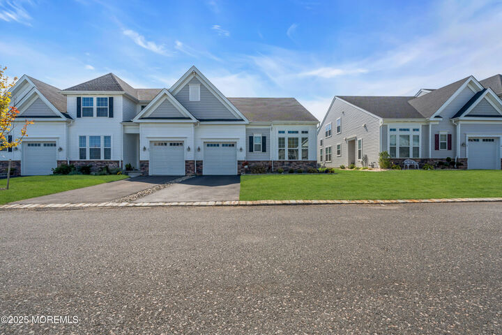 Property Photo:  21 Gulfstream Road  NJ 08533 