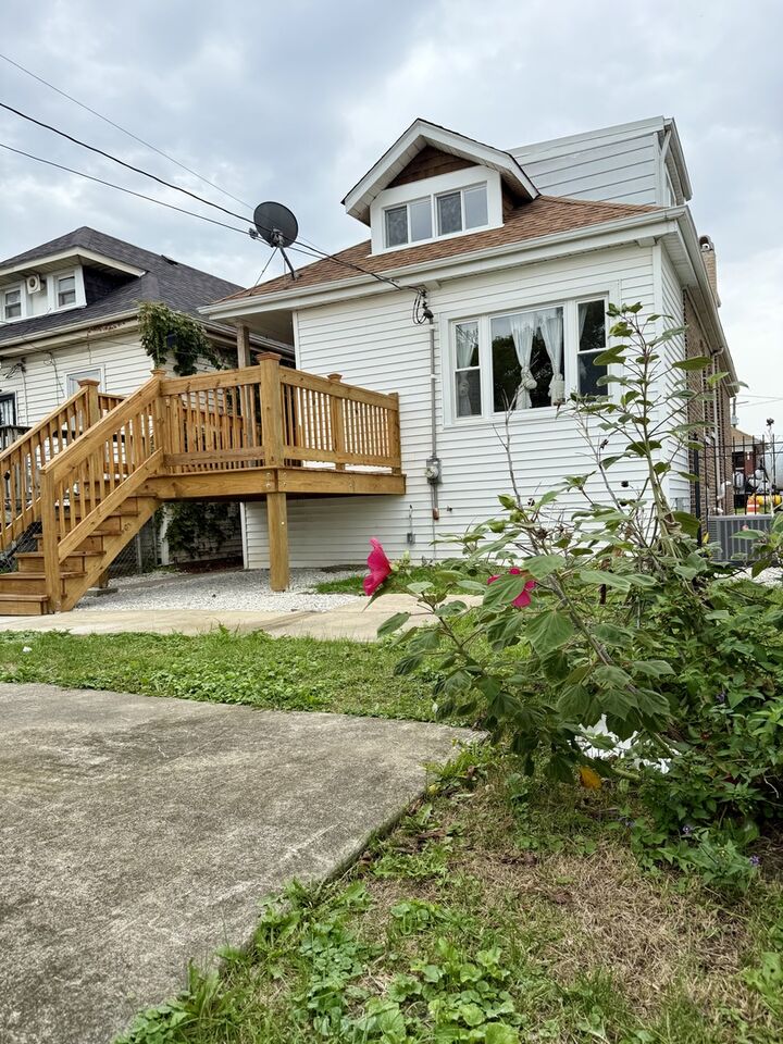 Property Photo:  8633 S Hermitage Avenue  IL 60620 