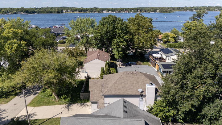 Property Photo: 107 Hammond Avenue IL 60084