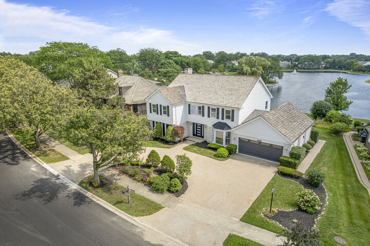 Property Photo: 2523 Osage Drive IL 60026