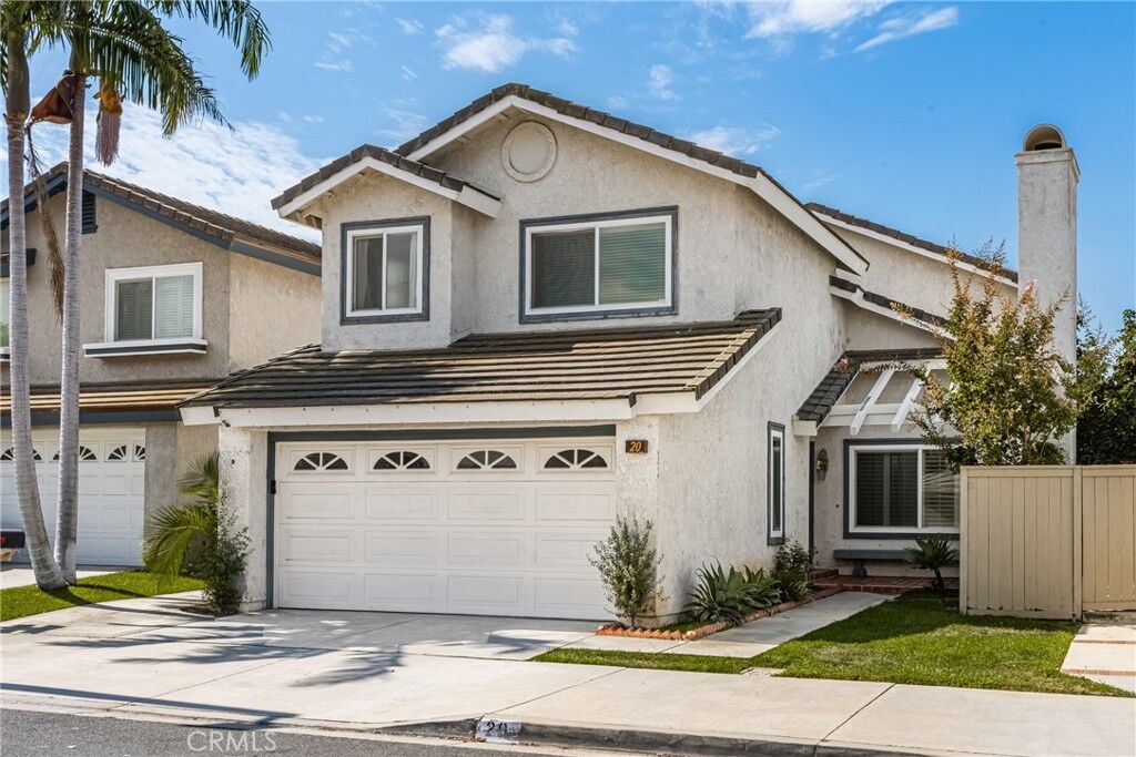 Property Photo:  20 Hazelnut  CA 92614 