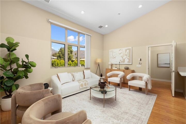 Property Photo: 1406 S California Avenue C CA 91016