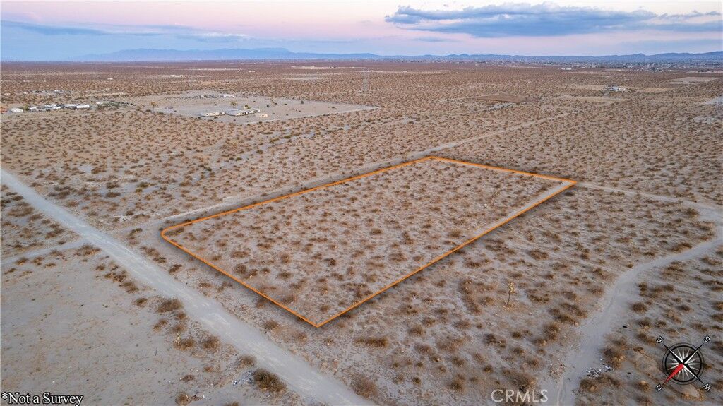 Property Photo: 3 Sandstone Rd CA 92371