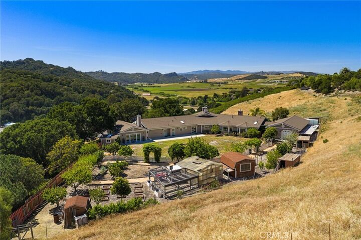 Property Photo:  1685 Corbett Highlands Place  CA 93420 