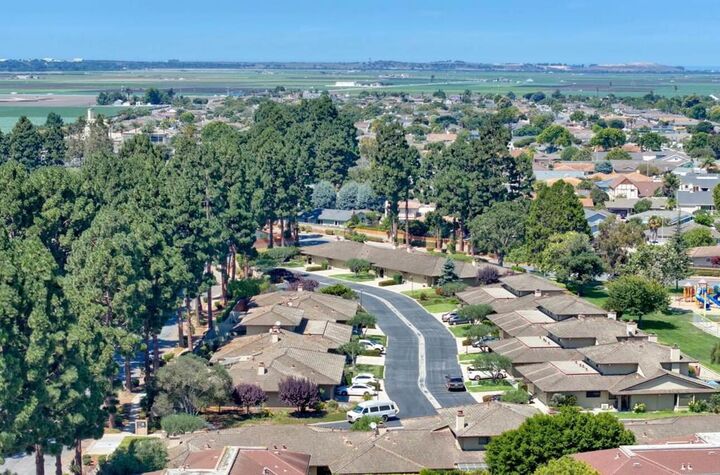 Property Photo:  330 Woodside Drive 104  CA 93901 