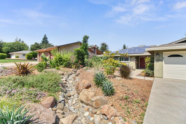 Property Photo:  5951 Lincoln Hills Way  CA 95608 