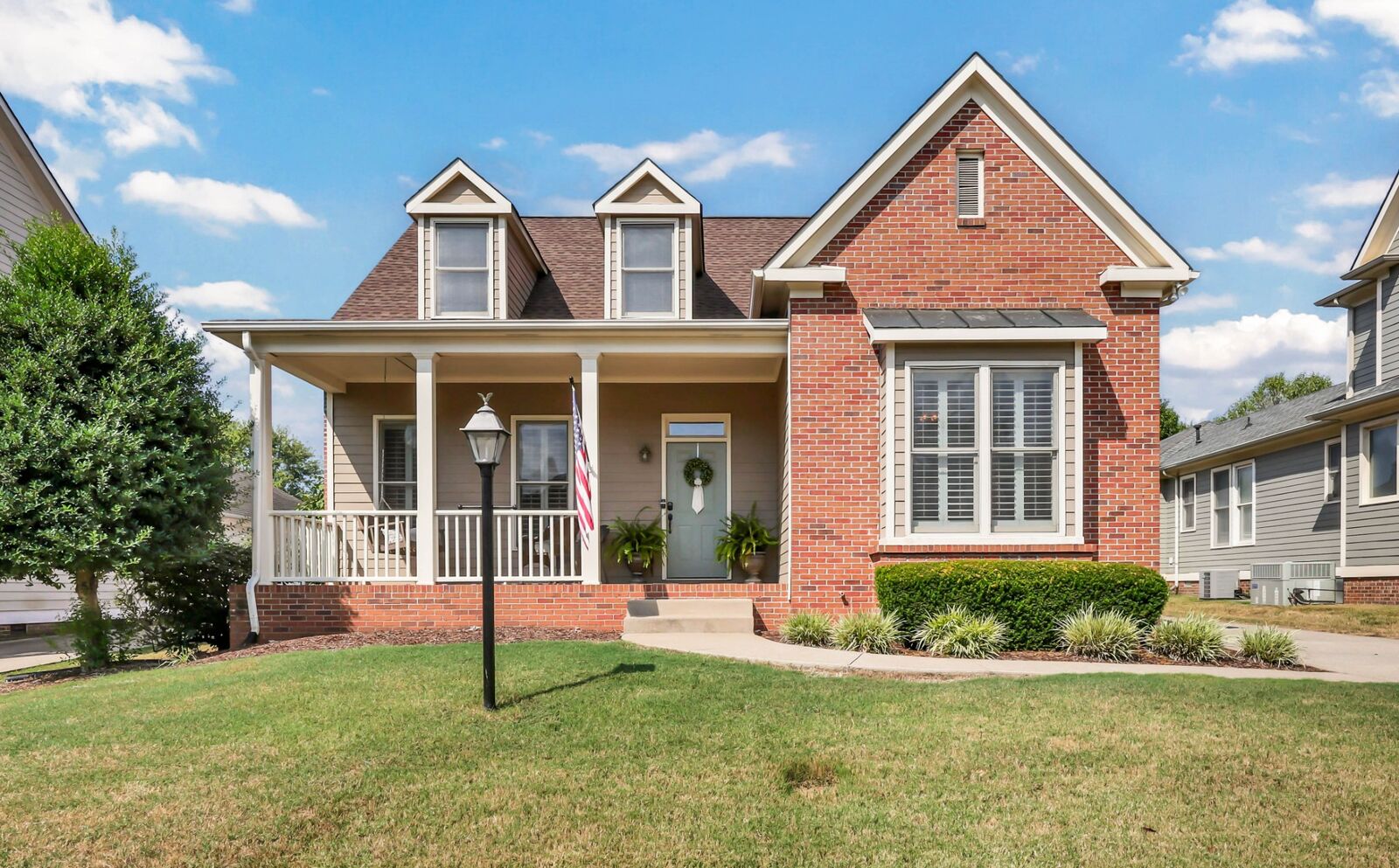 Property Photo: 2204 Exeter Ln TN 37043