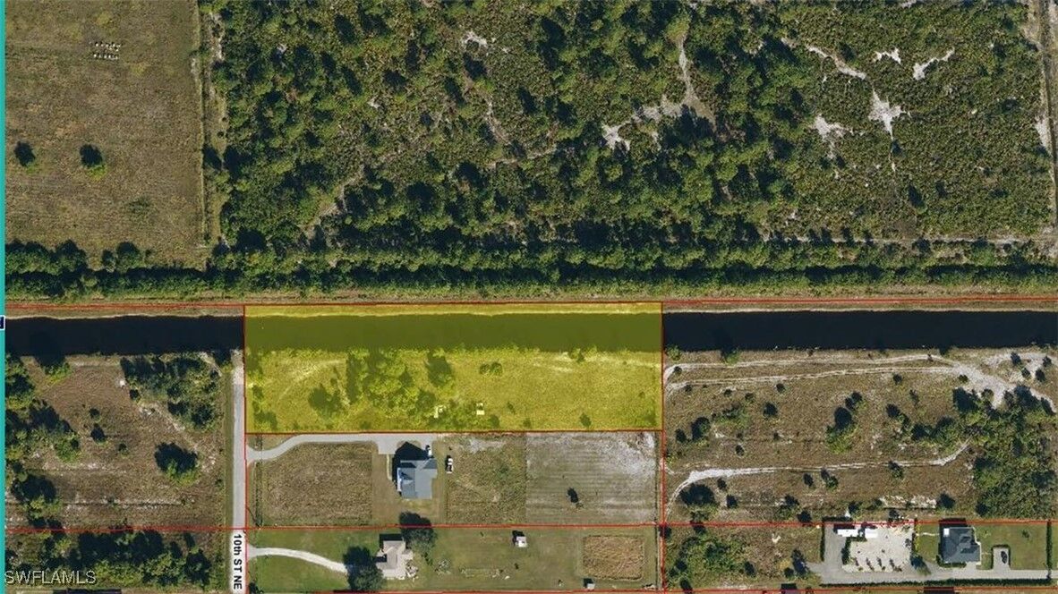 Property Photo:  4940 10th Street NE  FL 34120
