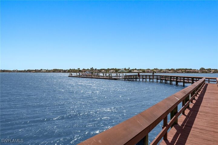 Property Photo: 1560 Star Point Lane 3-301 FL 34112